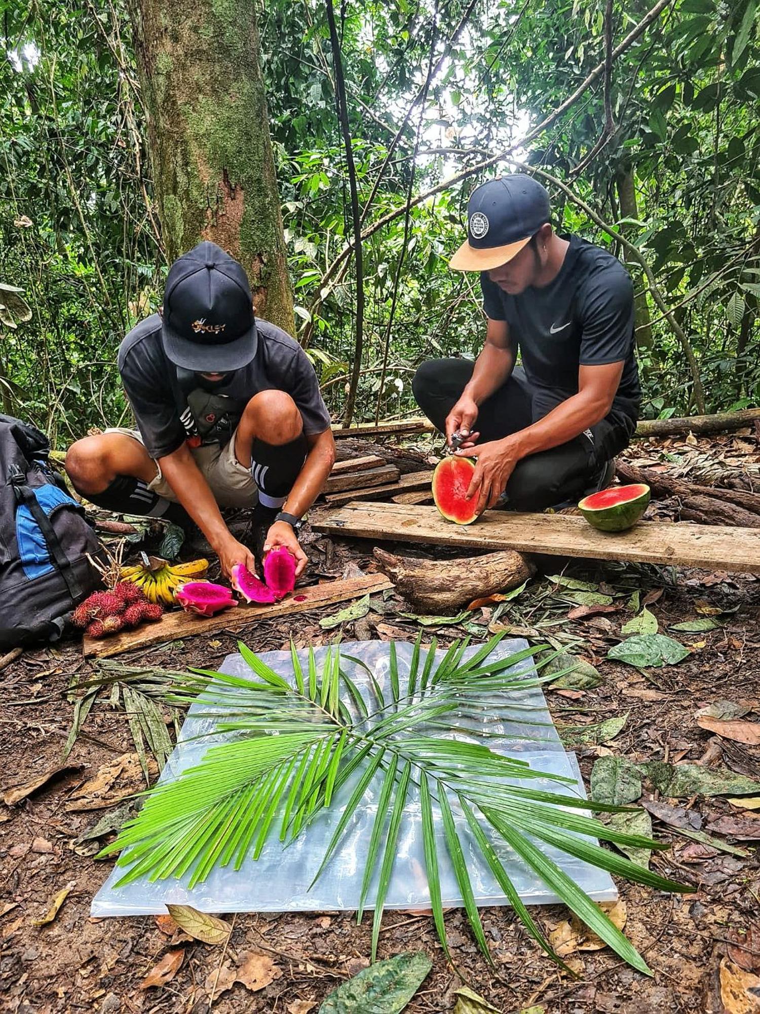 Batu Kapal Guest House & Jungle Trekking บูกิตลาวัง ภายนอก รูปภาพ