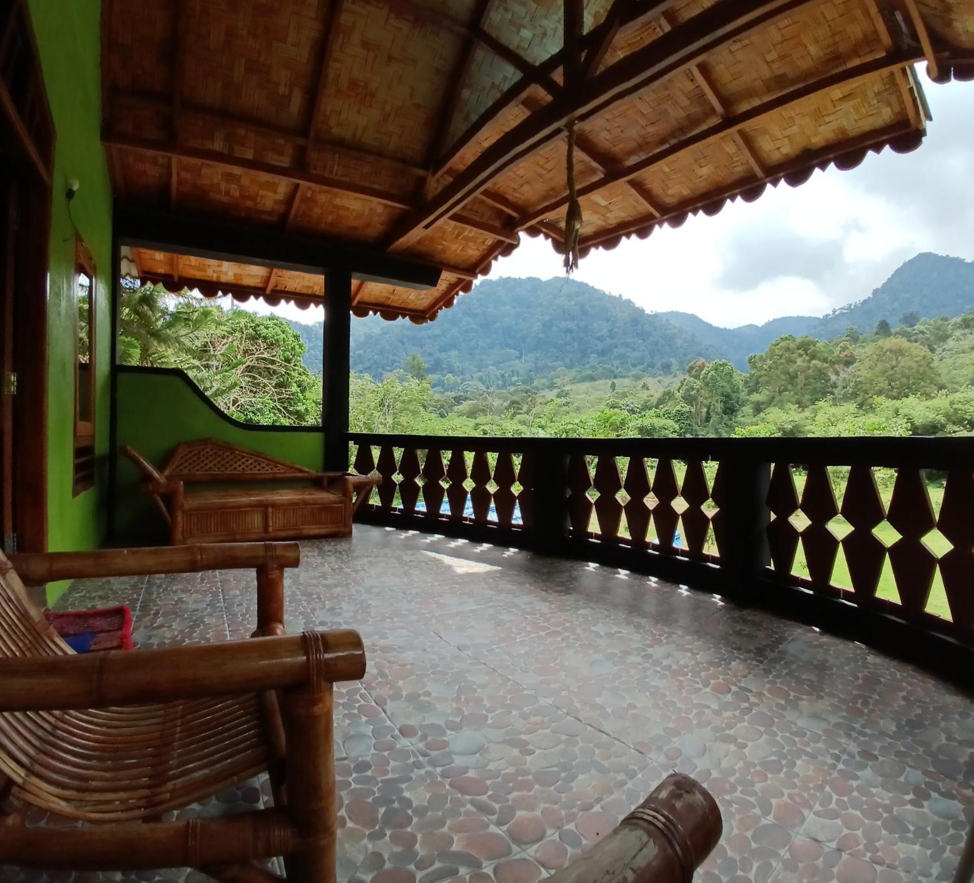 Batu Kapal Guest House & Jungle Trekking บูกิตลาวัง ภายนอก รูปภาพ