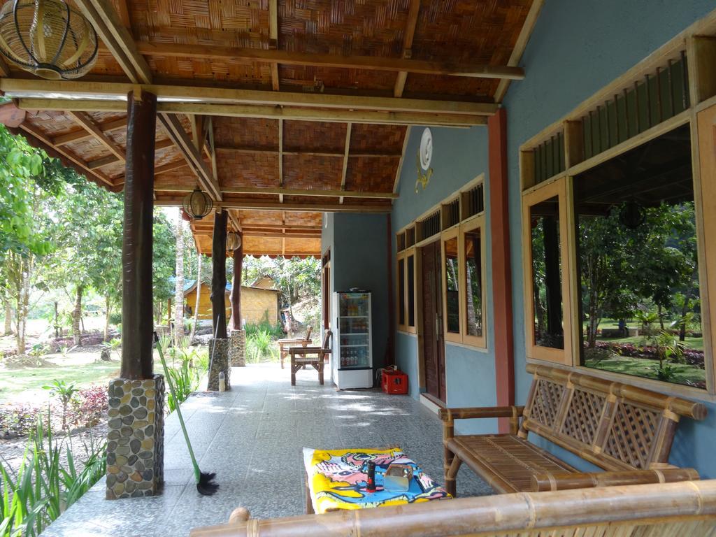 Batu Kapal Guest House & Jungle Trekking บูกิตลาวัง ภายนอก รูปภาพ